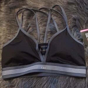 Victoria's secret strappy sports bra, black & gray